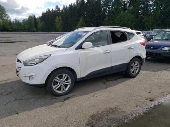  Salvage Hyundai TUCSON