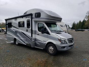  Salvage Mercedes-Benz Sprinter