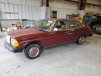  Salvage Mercedes-Benz 240-Class