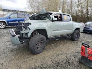  Salvage Toyota Tacoma