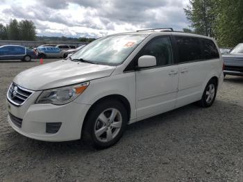  Salvage Volkswagen Routan