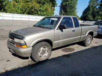  Salvage Chevrolet S-10