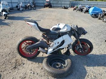  Salvage Ducati Superbike
