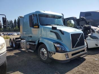  Salvage Volvo Vn