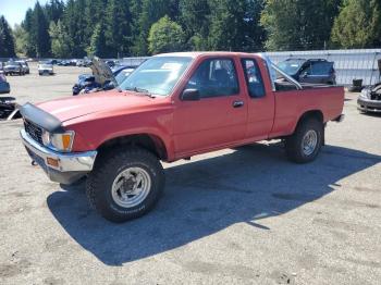  Salvage Toyota Pickup