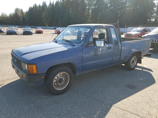  Salvage Toyota Pickup