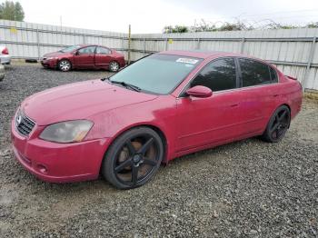  Salvage Nissan Altima