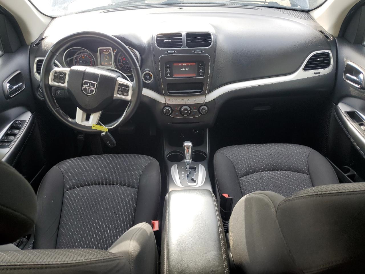 Dodge Journey Sxt Image 4