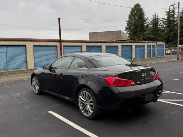 INFINITI Q60 Base Image 10