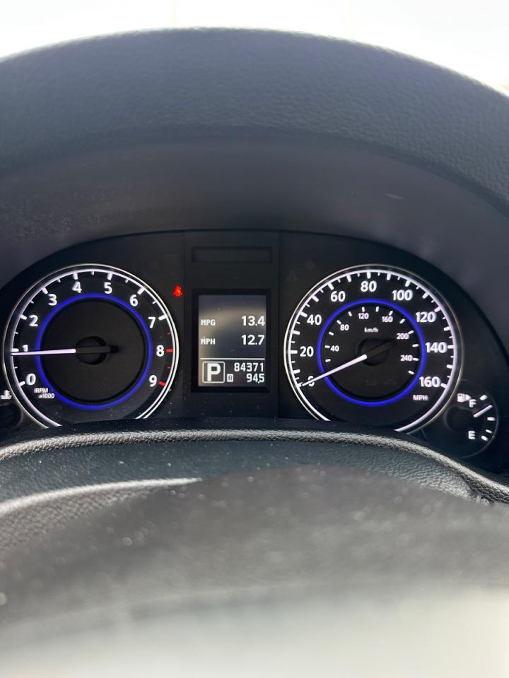 INFINITI Q60 Base Image 6