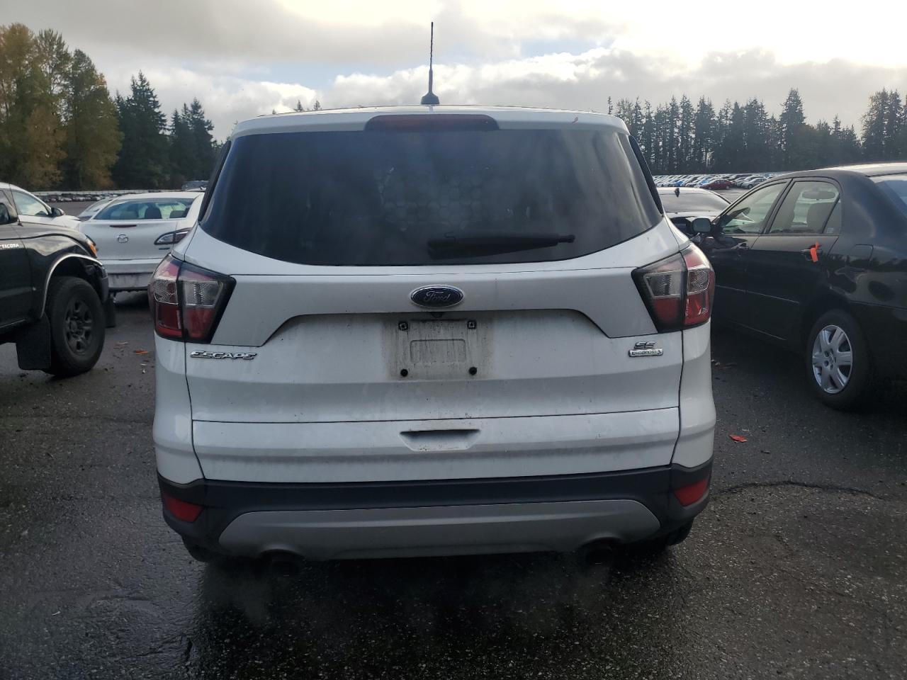 Ford Escape Se Image 3