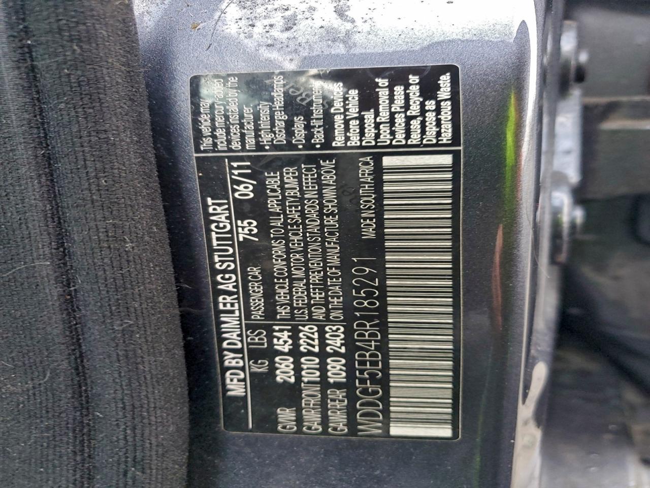 Mercedes-Benz C-Class 300 Image 12