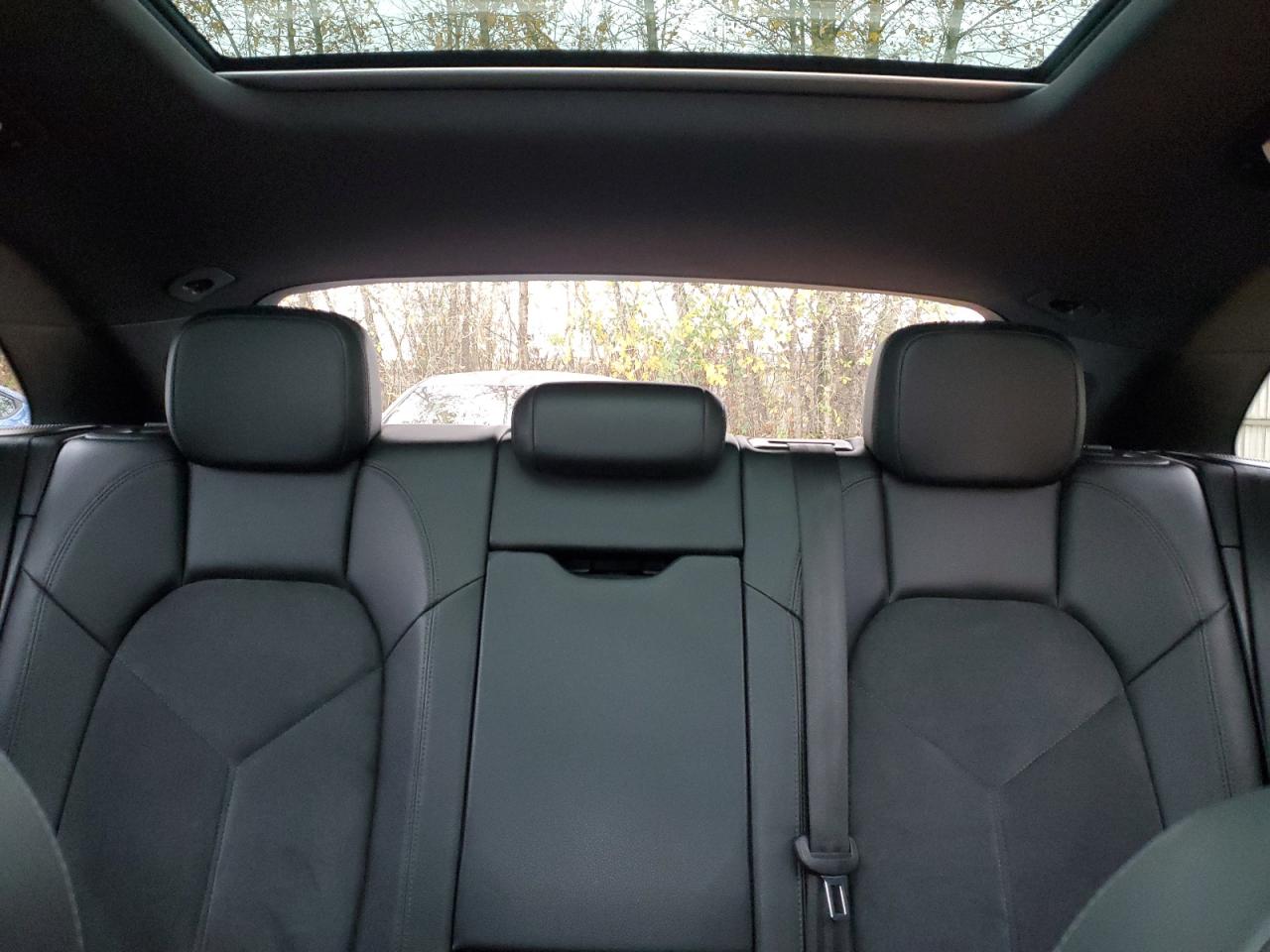 Porsche Macan S Image 5