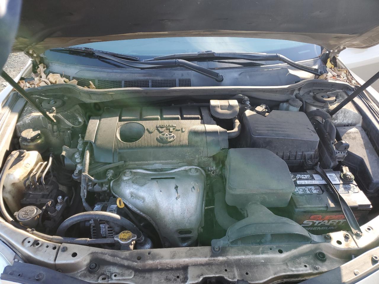 Toyota Camry Base Image 9