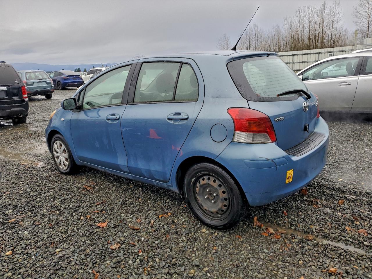 Toyota Yaris Image 2