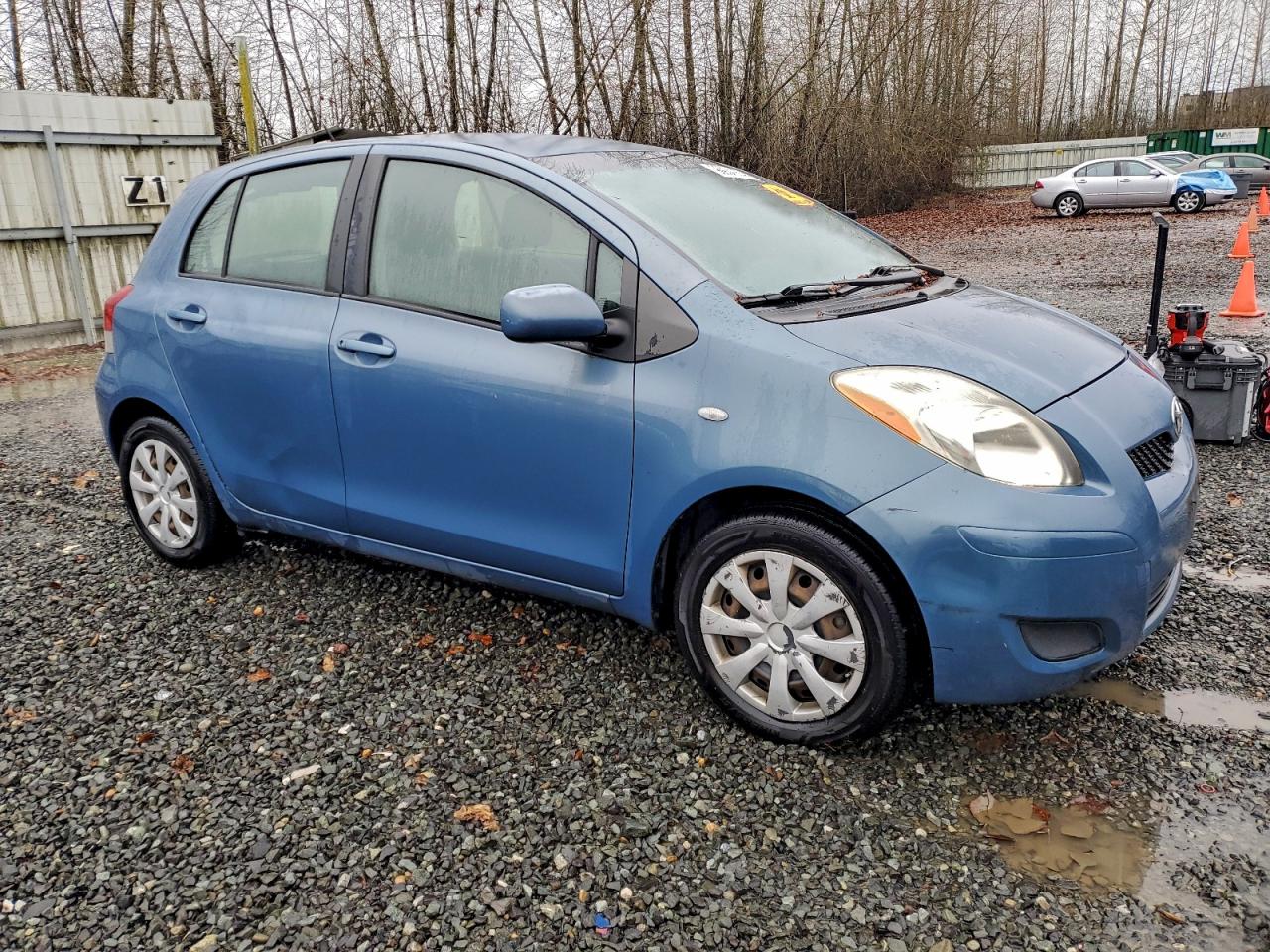 Toyota Yaris Image 11