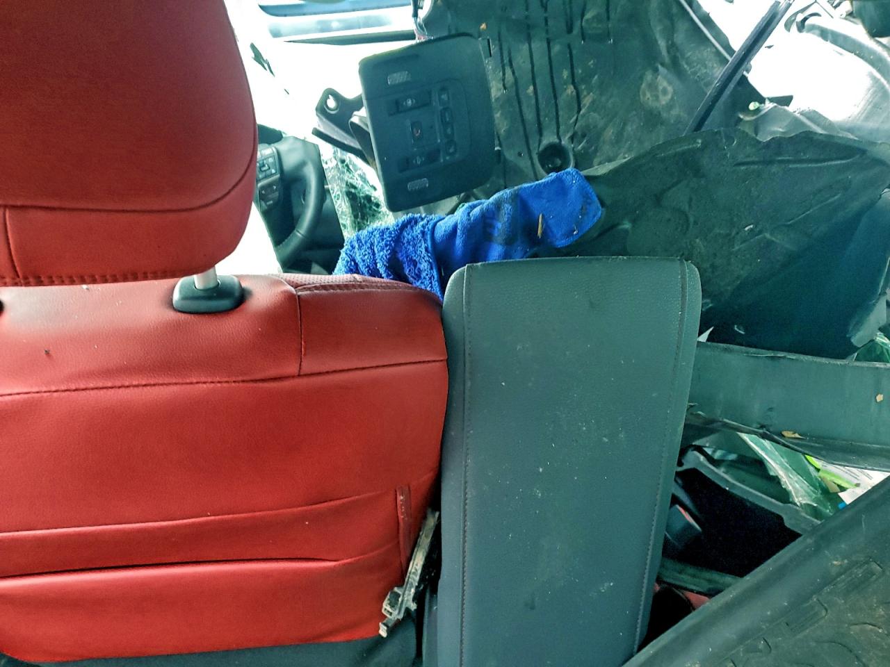 Toyota Camry Xse Image 7