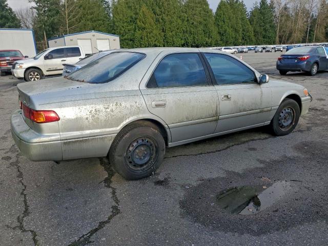 Toyota Camry Ce Image 2