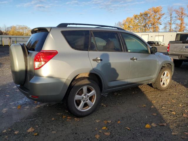 Toyota RAV4 Image 3