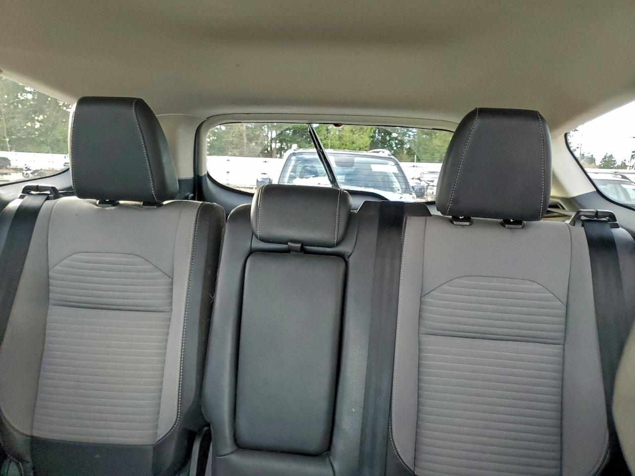 Ford Escape Se Image 6