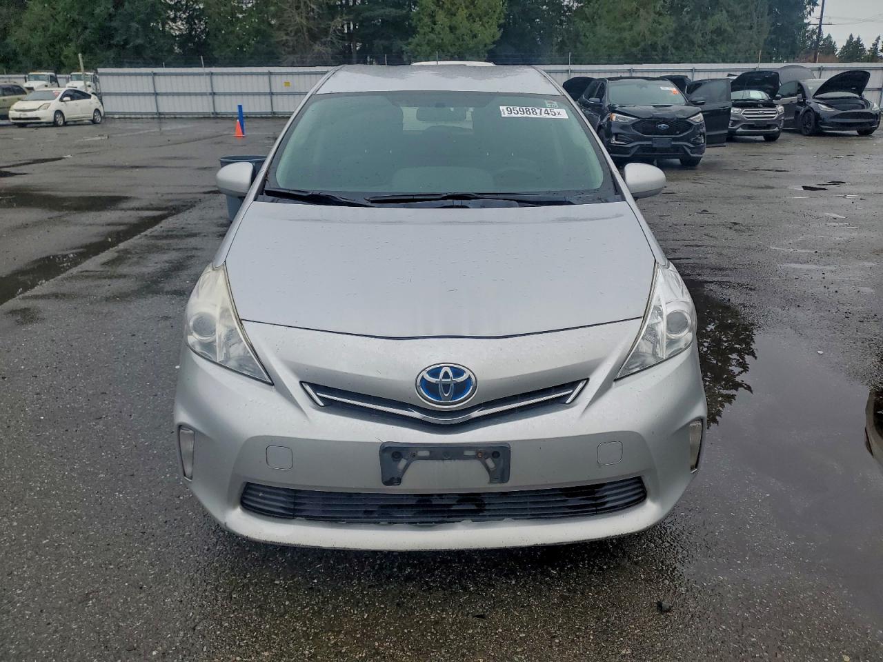 Toyota Prius Image 6
