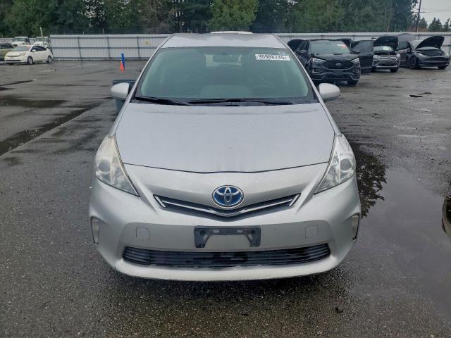 Toyota Prius Image 6