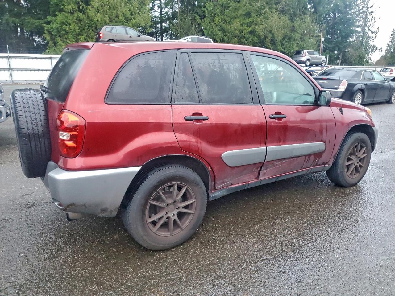 Toyota RAV4 Image 2