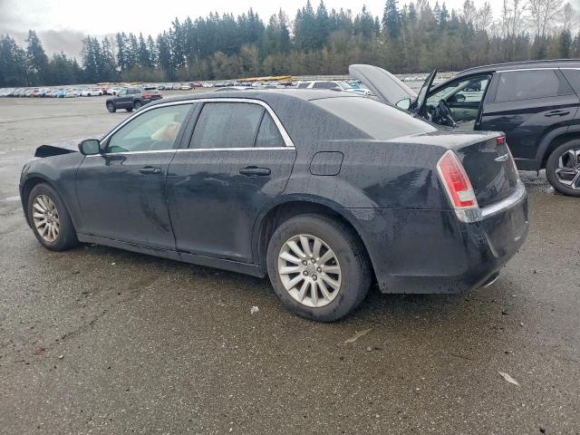 Chrysler 300 Image 2