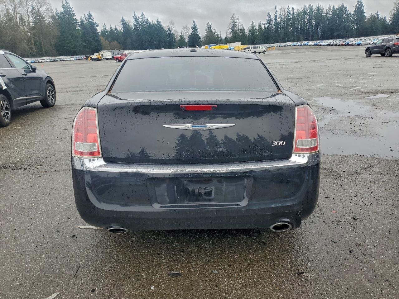 Chrysler 300 Image 6