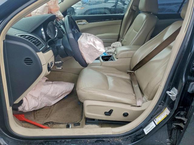 Chrysler 300 Image 3