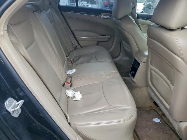 Chrysler 300 Image 8