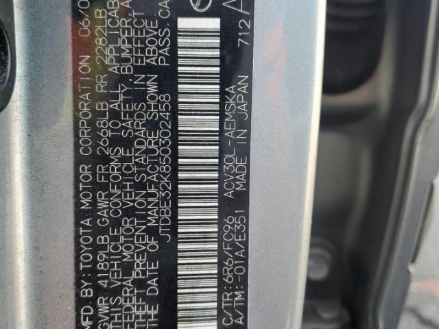 Toyota Camry Le Image 7