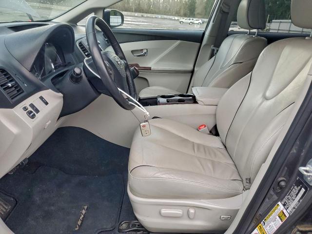 Toyota Venza Image 10