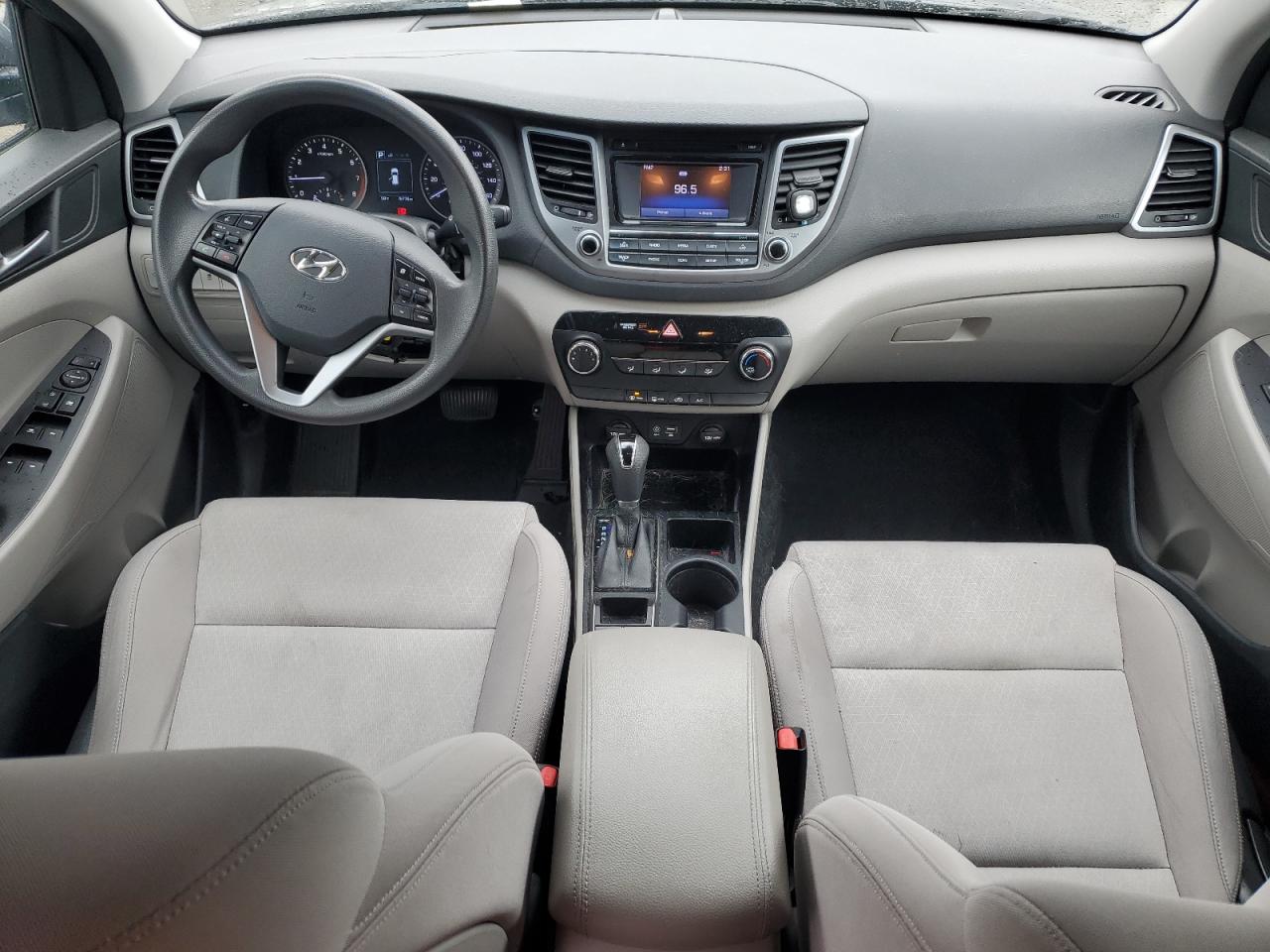 Hyundai TUCSON Limited Image 4