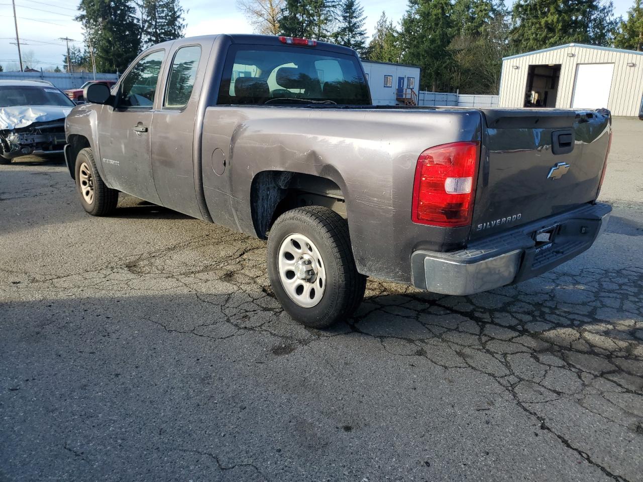 Chevrolet Silverado C1500 Image 4
