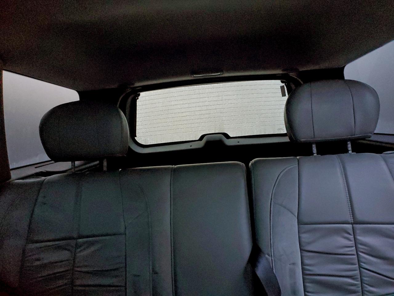 Jeep Grand Cherokee Overland Image 6