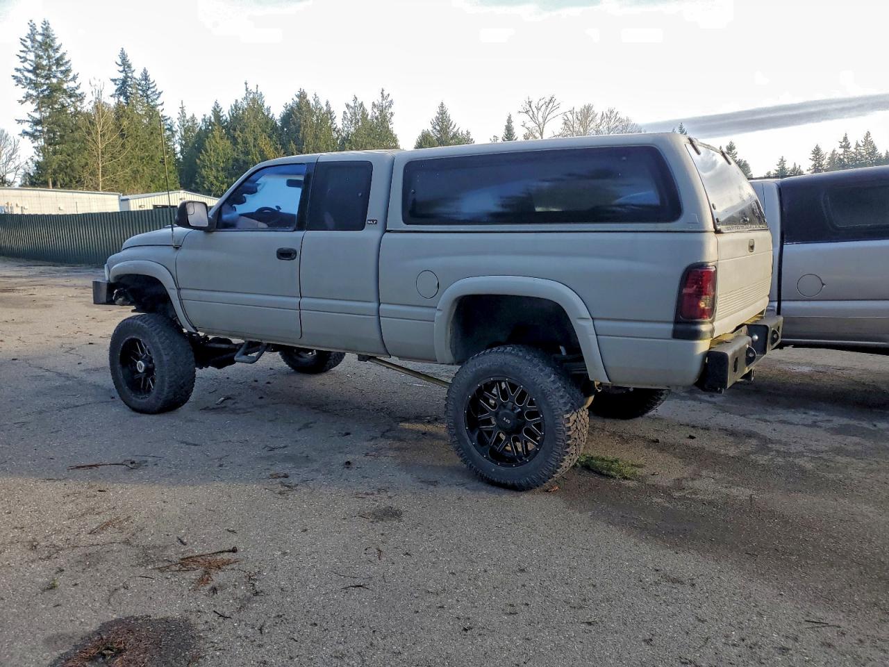 Dodge Ram 2500 Image 11