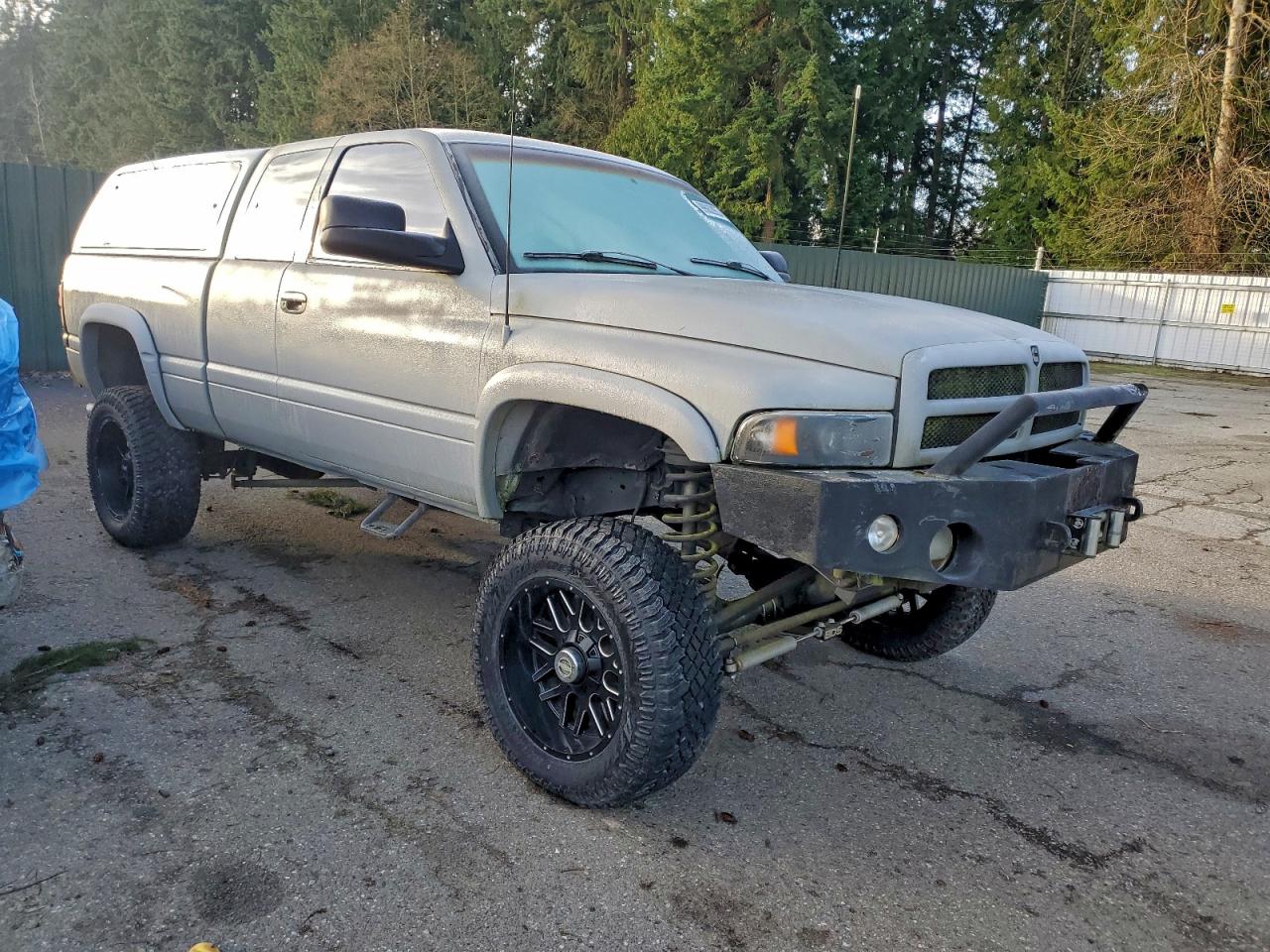 Dodge Ram 2500 Image 8
