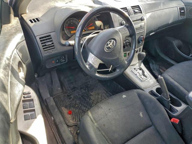 Toyota Corolla Base Image 8