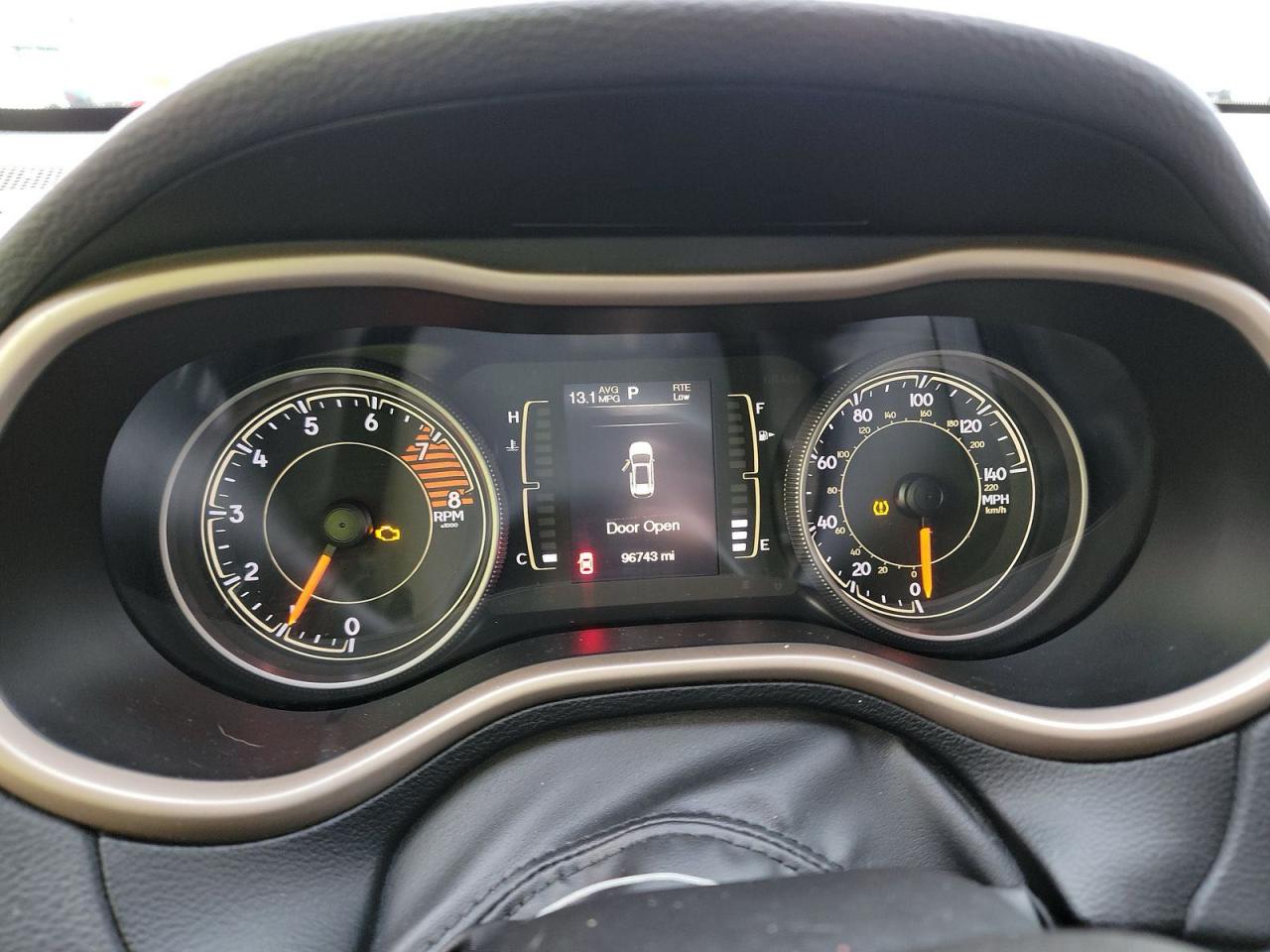 Jeep Grand Cherokee Latitude Image 4