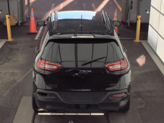 Jeep Grand Cherokee Latitude Image 13