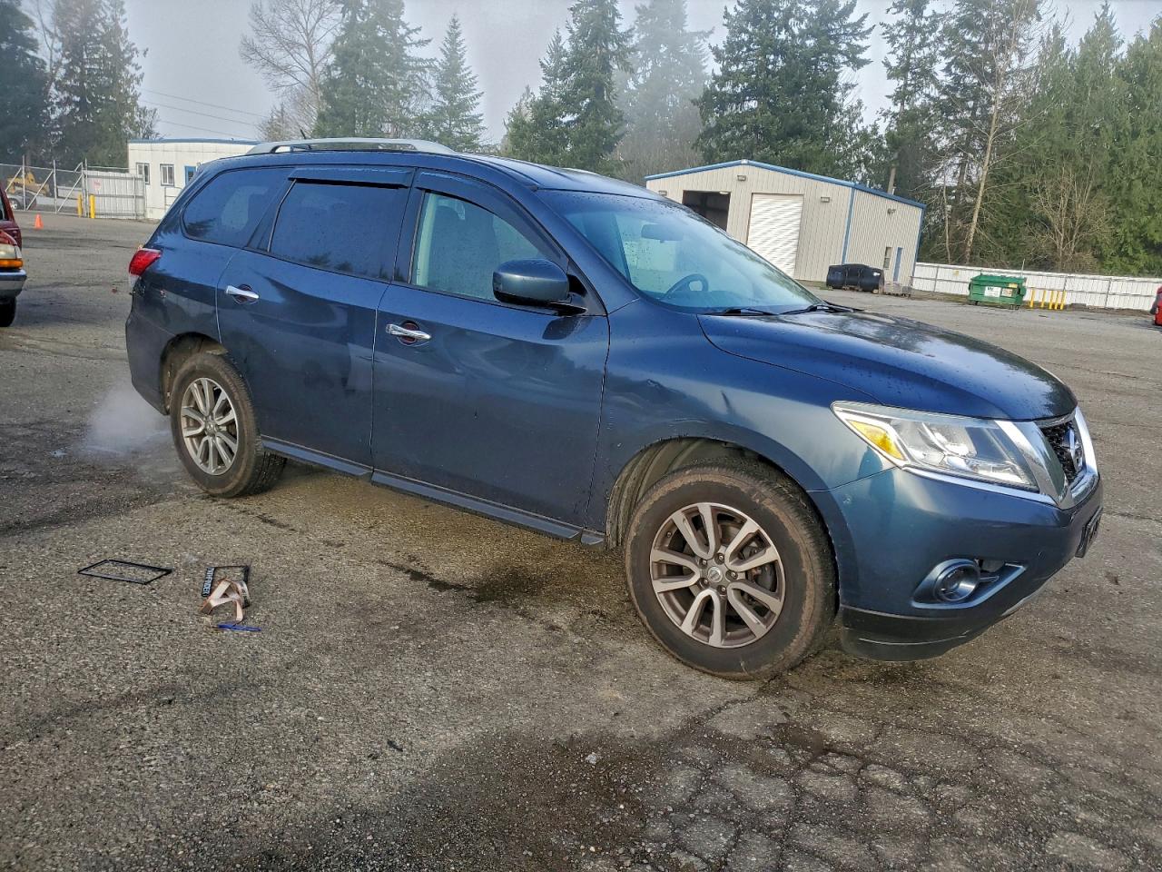 Nissan Pathfinder S Image 8