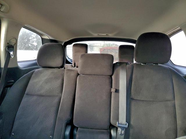 Nissan Pathfinder S Image 12