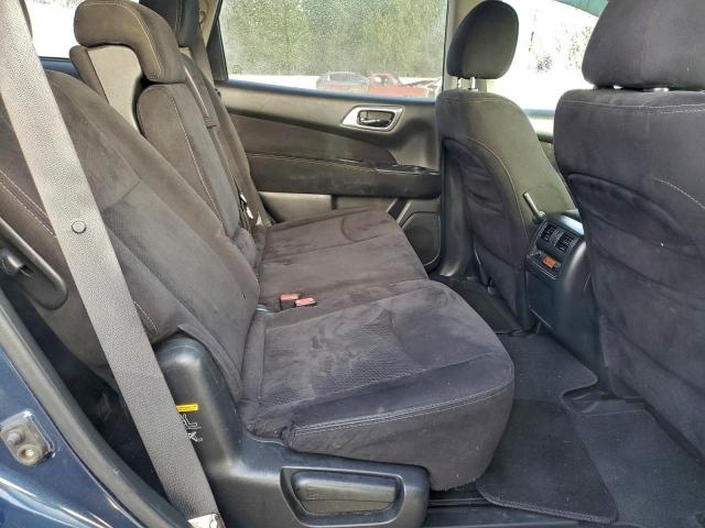 Nissan Pathfinder S Image 11