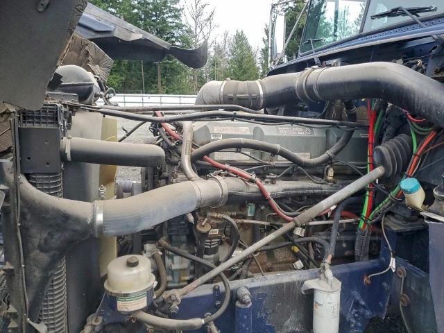 Freightliner Convention Classic 120 Image 8