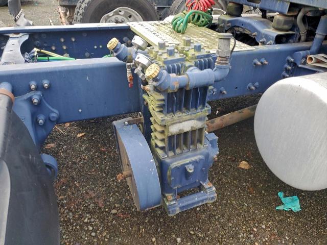 Freightliner Convention Classic 120 Image 7