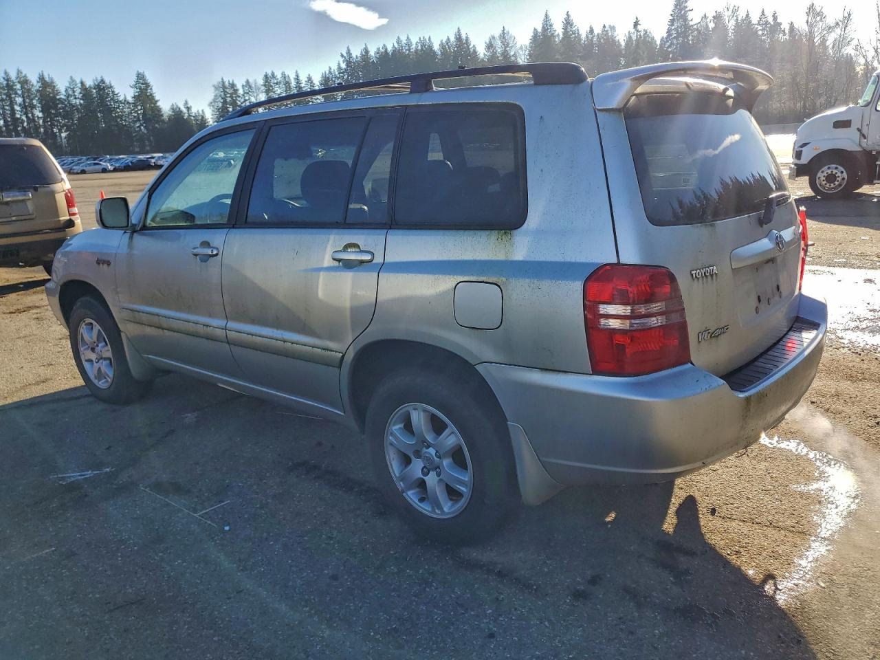 Toyota Highlander Limited Image 2