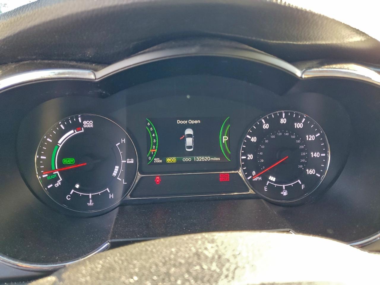 Kia Optima Hybrid Image 4