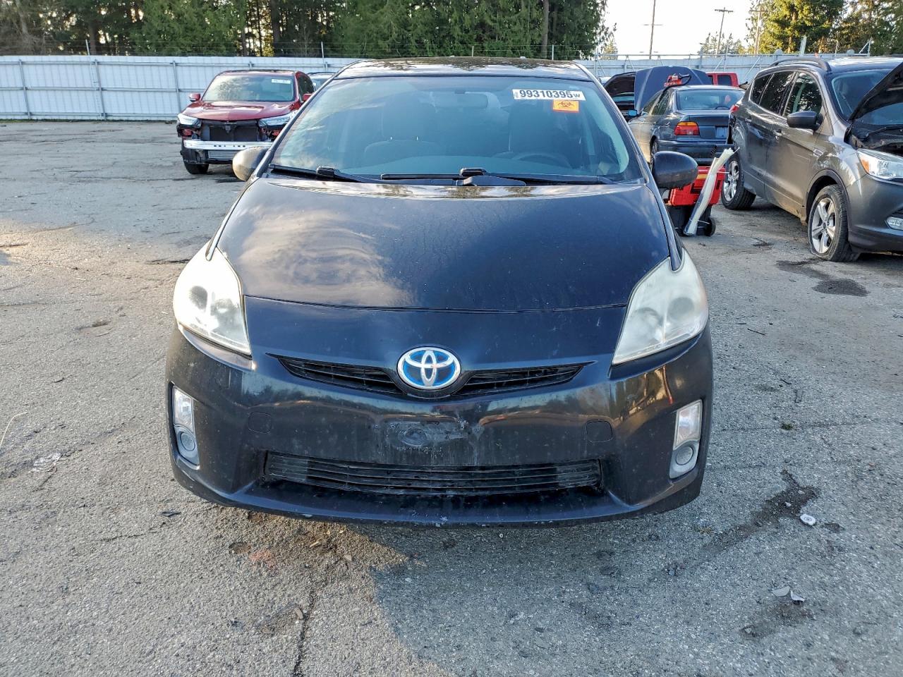 Toyota Prius Image 2