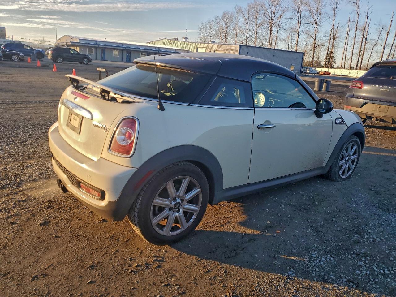 MINI Cooper S Image 4